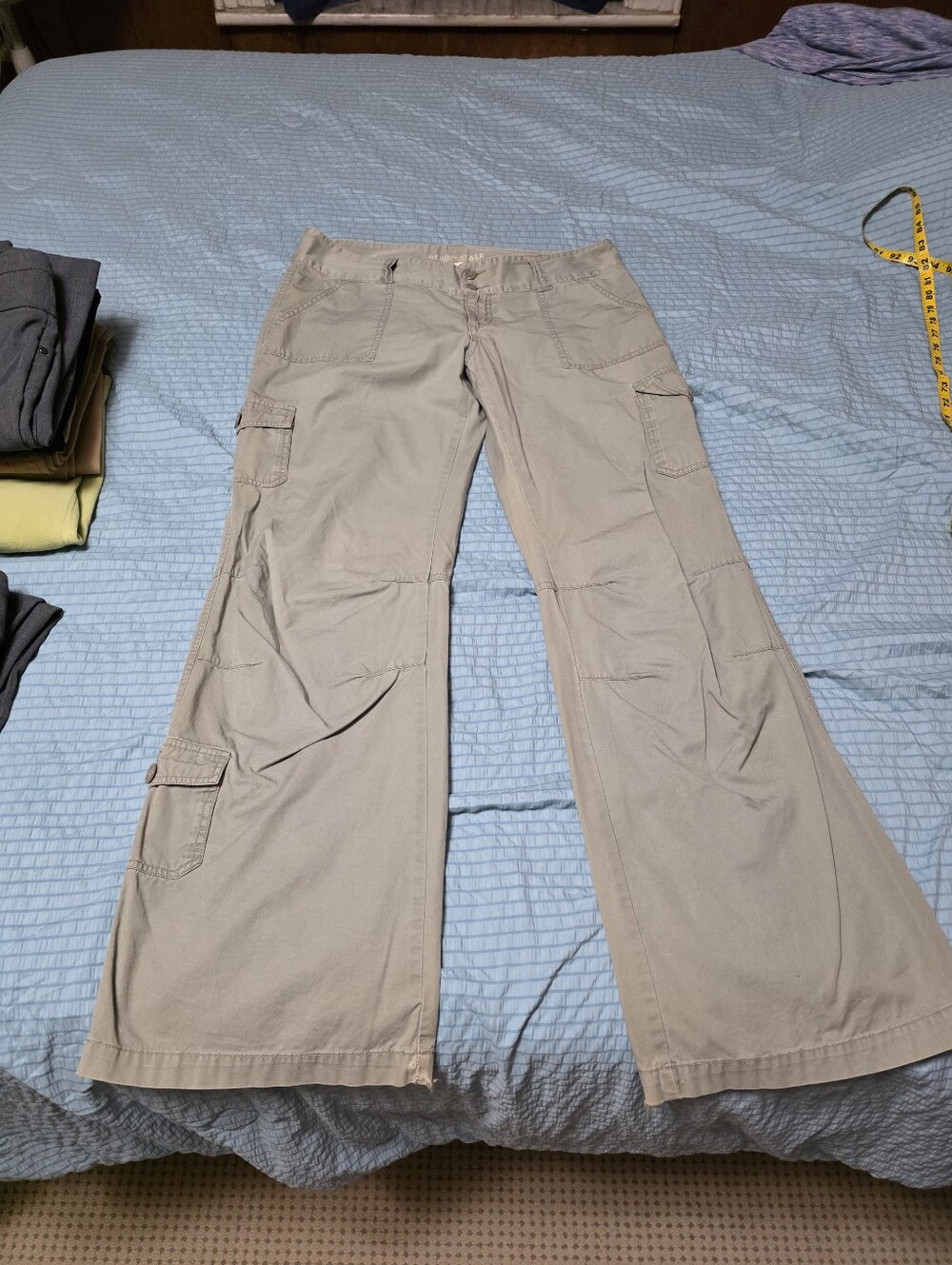 Aeropostale Green Wide-Leg Cargo Pants Size 9/10
